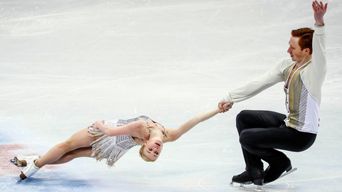 Skate America. Тарасова и Морозов выиграли парное катание