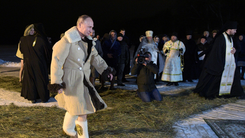 Владимир Путин изменил "крещенские" планы