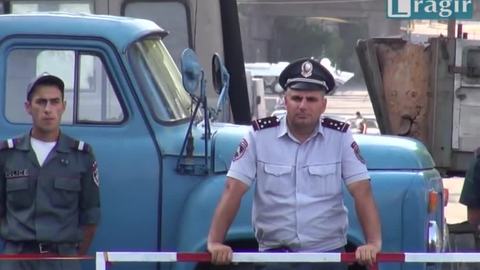Снайпер ереванских боевиков застрелил полицейского