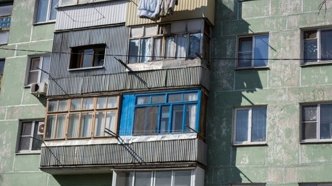 Реновация: первую расселенную пятиэтажку снесут до конца года
