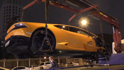 Устроенное Lamborghini "дорогостоящее" ДТП в Москве попало на видео