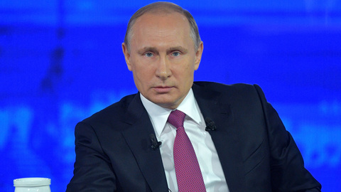 Путин про "Прямую линию": администрация анализирует все обращения