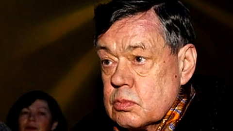Сын Караченцова: папа выписался и находится на даче