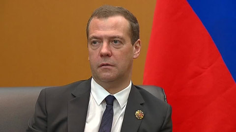 Медведев: теракт в Мали доказал, что терроризм не имеет границ