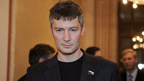 Евгения Ройзмана задержали за репост