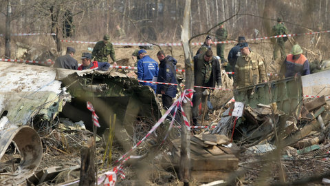 Польша обвинила российских диспетчеров в провокации катастрофы самолета Качиньского