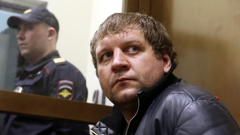 Боец ММА Емельяненко может выйти на свободу досрочно