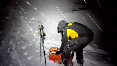 В Италии число жертв, погребенных в отеле под лавиной, возросло до 18