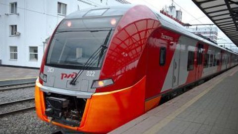 "Стрижи" и "Ласточки" продолжат "летать" на Курский вокзал