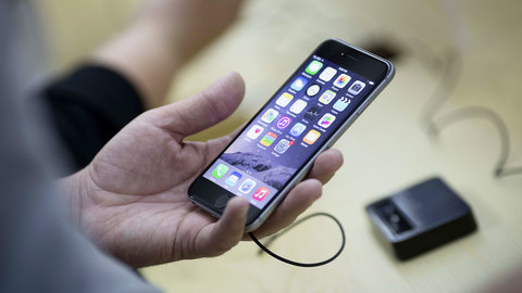 "ВКонтакте" ограничили прослушивание музыки в приложении для iPhone