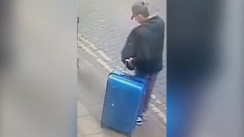 Полиция Манчестера ищет чемодан обвиняемого в теракте