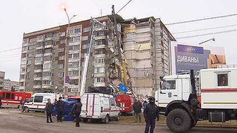Жильцы обрушившегося в Ижевске дома смогут забрать свои вещи