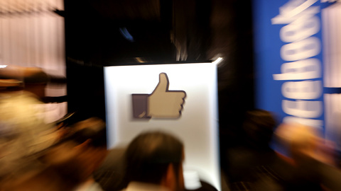 Facebook устранил вирусоносные расширения и ссылки