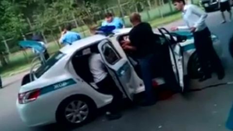 Шестой полицейский стал жертвой казахстанского террориста