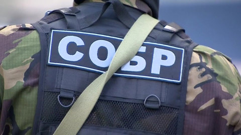 Москвич взял в заложники сожительницу на юге столицы