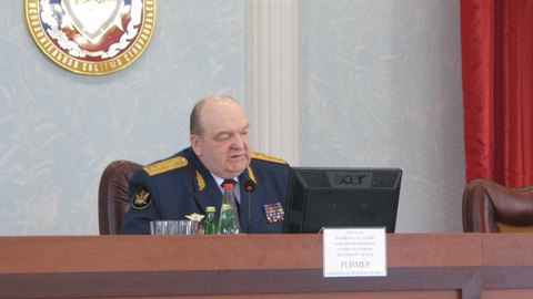 Адвокат: фигурант дела Реймера носит "похищенный" им электронный браслет