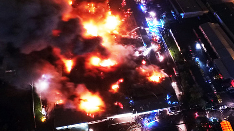 Пожар на складе в Гольянове