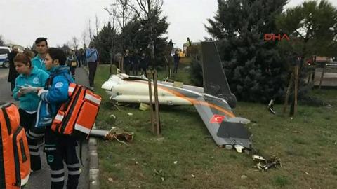 Разбился вдребезги: жуткие кадры крушения вертолета с россиянами в Стамбуле