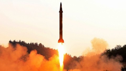 Япония подтвердила запуск баллистических ракет КНДР в направлении Японского моря