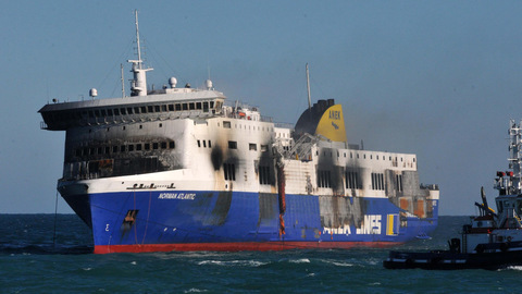 На борту сгоревшего парома Norman Atlantic найдены останки погибшего