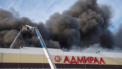 Хозяин сгоревшего "Адмирала" не смог замести следы