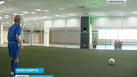 "Футбот" в помощь: новосибирские ученые разрабатывают футбольный тренажер
