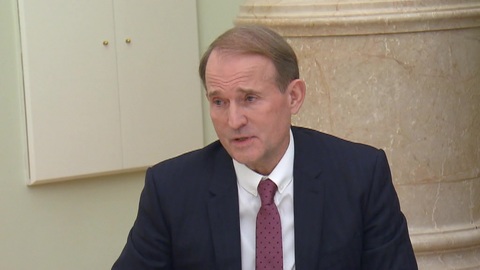 Медведчука раскритиковали за отпуск в Крыму