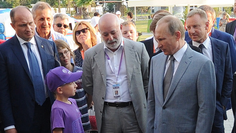 Владимир Путин объяснил школьнику, что происходит с рублем