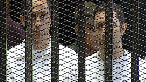 Суд оправдал сыновей Мубарака и экс-премьера Египта