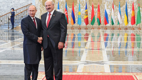 Минский саммит: Лукашенко подсидел Путина, а Путин отказался от встречи с Януковичем