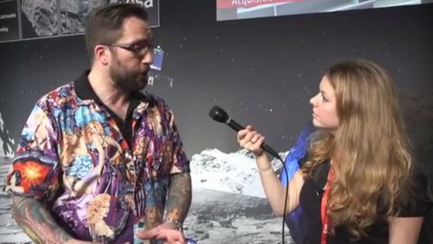 Ученого, посадившего Philae на комету, затравили за "сексистскую" рубашку