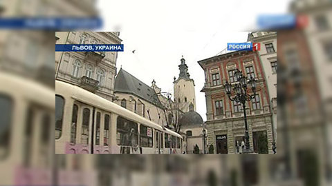 Правительство Януковича избавляется от ксенофобского имиджа Украины