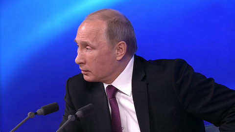 Путин: как подумаешь о рейтинге, он начинает падать
