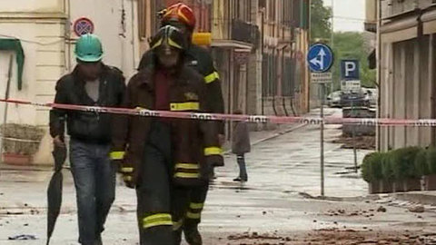 В Италии объявлен национальный траур по жертвам землетрясения