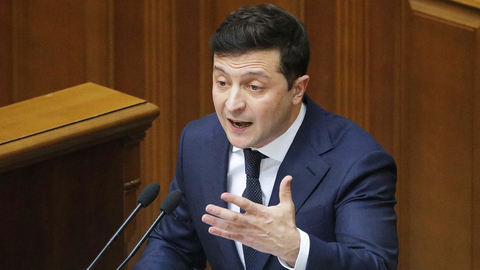 Рейтинг Зеленского и его партии сильно понизился
