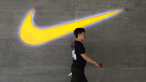 Акции Tesla, Nike, Coca-Cola предложат за рубли в ноябре