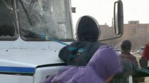 В Жанаозене предотвращена попытка захвата здания суда