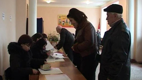 Живущие в России граждане Южной Осетии голосовали на особых участках
