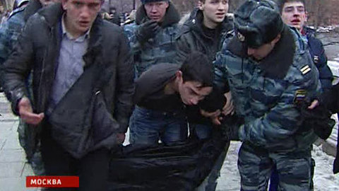 Мосгорсуд вернется к делу о беспорядках на Манежной