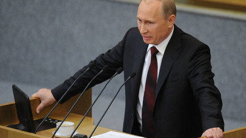 Премьер считает, что в Конституции недопустимо делить людей на первый и второй сорт