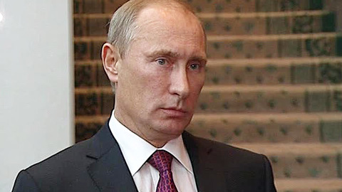 Владимир Путин выразил соболезнования родным Ильи Олейникова
