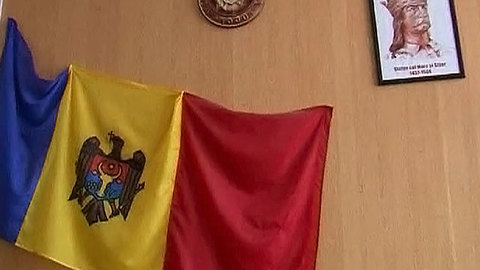 Конституционный суд Молдавии признал незаконным первый тур президентских выборов