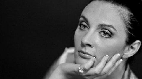 Елена Ваенга попросит Путина закрыть шоу "Дом-2"