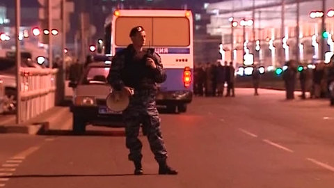 Полиция снимает оцепление в центре Москвы