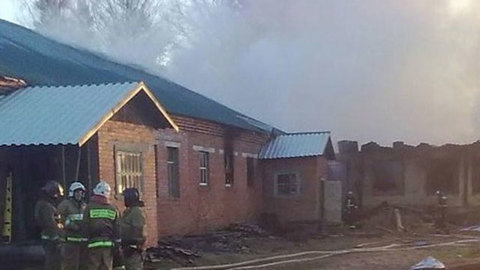 Психбольницу с пациентами мог спалить наркоман