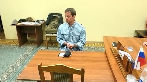 Проколовшийся в Москве агент ЦРУ улетел на родину