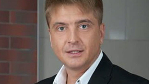 Продюсер Витаса заявил, что не вскрывал вены и не попадал в психушку