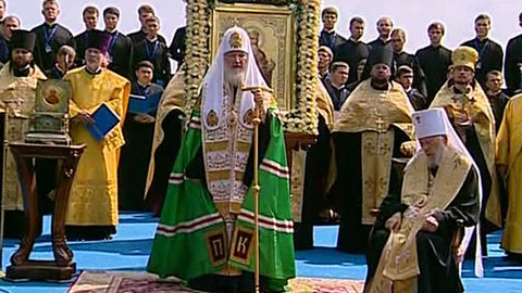На 1025-летие Крещения Руси Путин наградил украинское духовенство