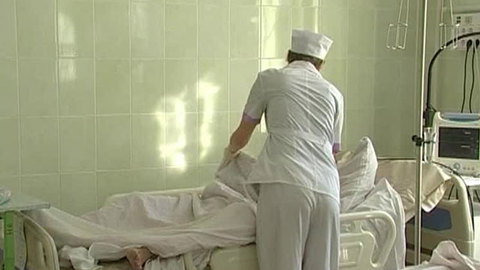 Медики спасли жизнь девочке, которую мать выбросила на мороз