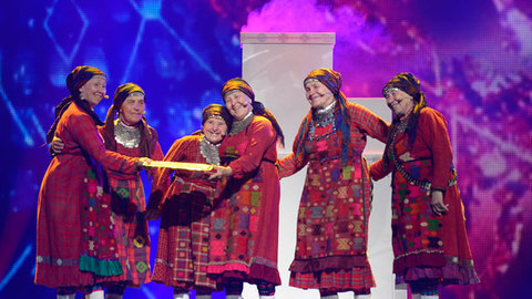 "Бурановские бабушки" стали внештатными сотрудницами ГИБДД